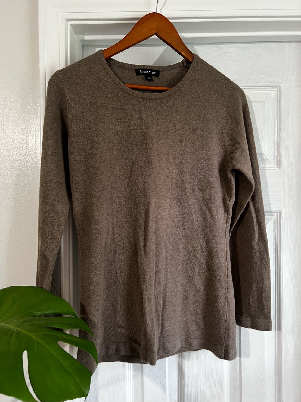 Women's Scoop Neck Sweater in Taupe